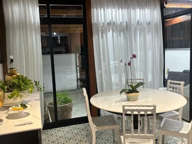Imagem 11: Oportunidade, 3 Dorm, 4 Bwc, 3 Vagas Cobertas, Semi Mobiliado, Pronta para Morar Venha Ver