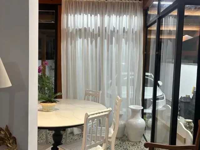 Imagem 8: Oportunidade, 3 Dorm, 4 Bwc, 3 Vagas Cobertas, Semi Mobiliado, Pronta para Morar Venha Ver