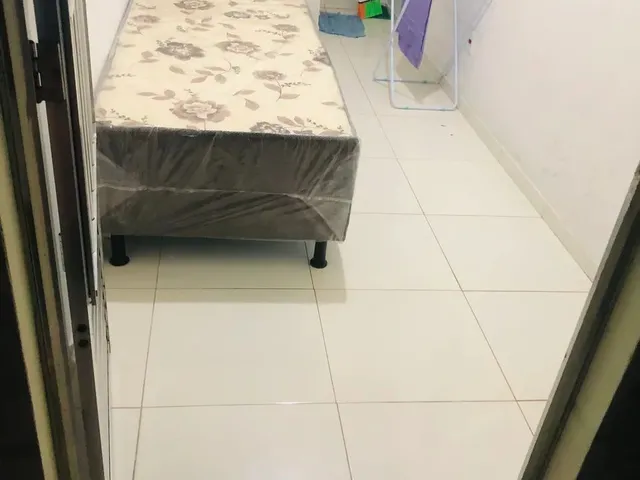 Imagem: Alugo 1 Vão com Área de Serviço e Banheiro