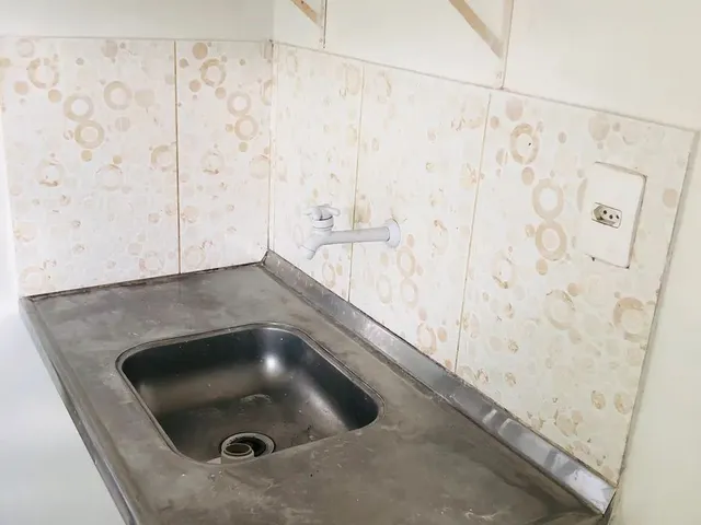 Imagem 8: Alugo 1 Vão com Área de Serviço e Banheiro Dentro