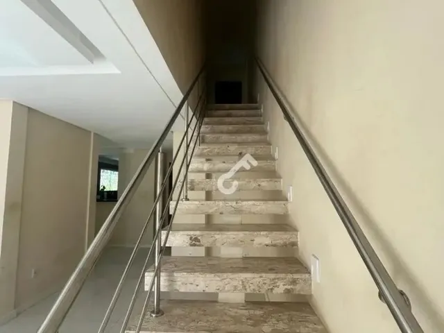 Imagem 4: Estrada do Coco, Abrantes. Duplex Composto de 4 Suítes Sendo 1 Suíte Térrea
