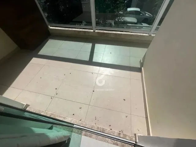 Imagem 16: Estrada do Coco, Abrantes. Duplex Composto de 4 Suítes Sendo 1 Suíte Térrea