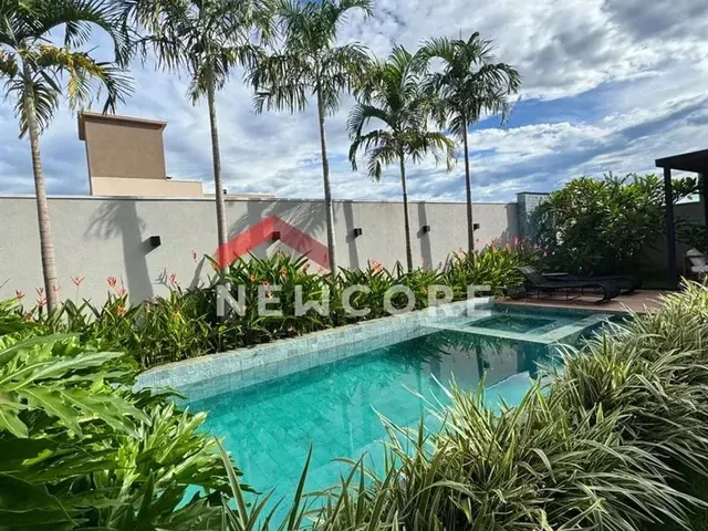 Imagem: Casa de Condomínio em Rua Luiz Levorato