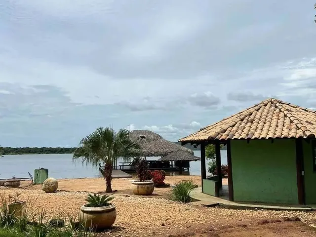 Imagem: Chácara na Beira do Lago para Locação