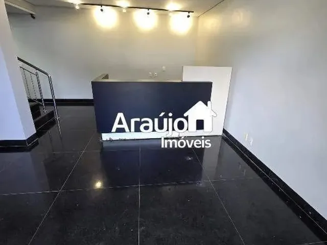 Imagem 3: Estrutura Empresarial Completa na 112 Sul Imóvel Comercial com Galpão e Administração
