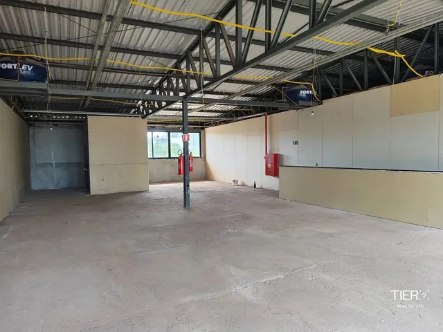 Imagem 6: Sala Comercial Galpão / depósito com 1 banheiro