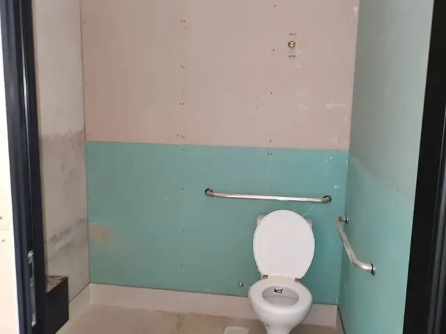 Imagem 7: Sala Comercial Galpão / depósito com 1 banheiro