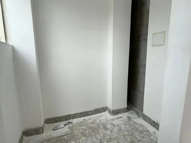 Imagem 5: Prédio Comercial com Estacionamento em Subsolo no Centro