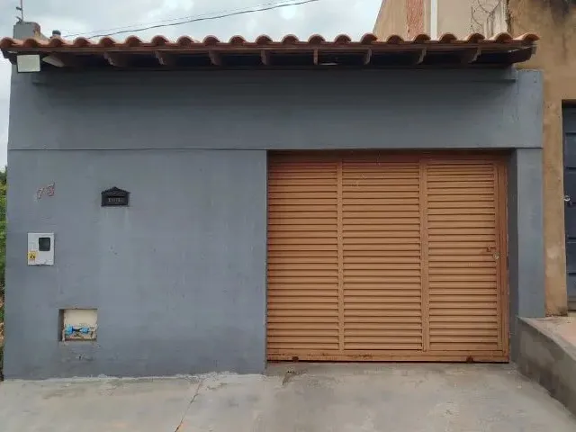 Imagem: Casa no Carmelo 2 Quartos, Garagem e Área