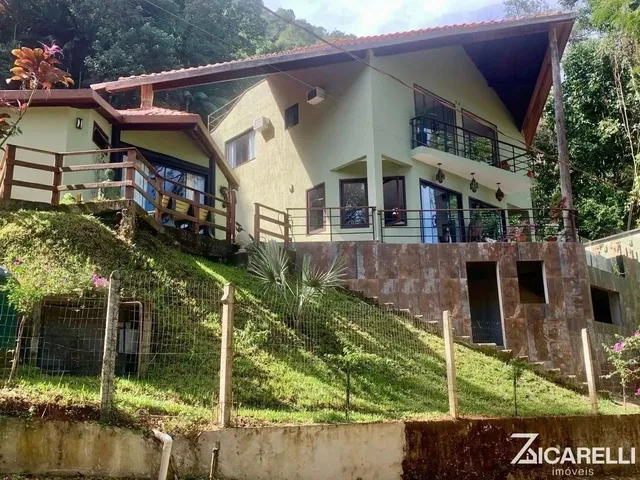 Imagem: Casa para Venda em Itatiaia, Penedo, 6 Dormitórios