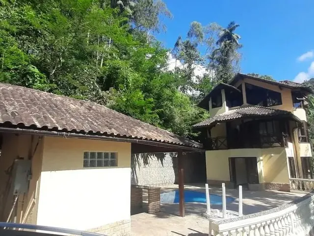 Imagem: Casa para Venda em Itatiaia, Penedo, 4 Dormitórios