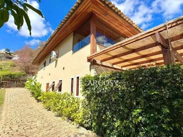 Imagem: Casa com 3 Dormitórios À Venda, 170 M²