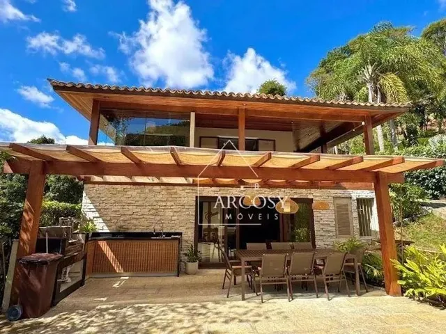 Imagem 8: Casa com 3 Dormitórios À Venda, 170 M² por R$ 2.650.000,00 - Araras - Petrópolis/Rj