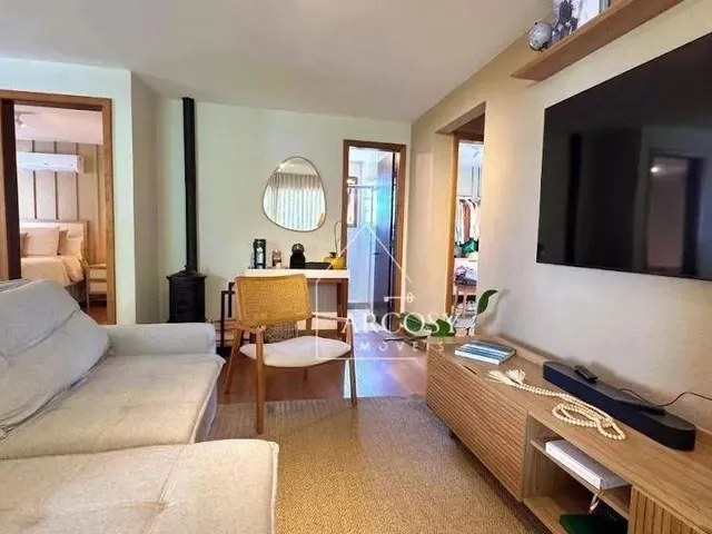 Imagem 16: Casa com 3 Dormitórios À Venda, 170 M² por R$ 2.650.000,00 - Araras - Petrópolis/Rj