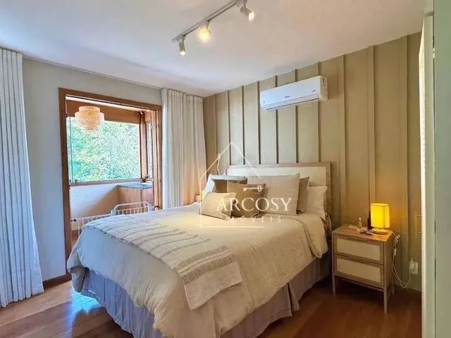 Imagem 7: Casa com 3 Dormitórios À Venda, 170 M² por R$ 2.650.000,00 - Araras - Petrópolis/Rj