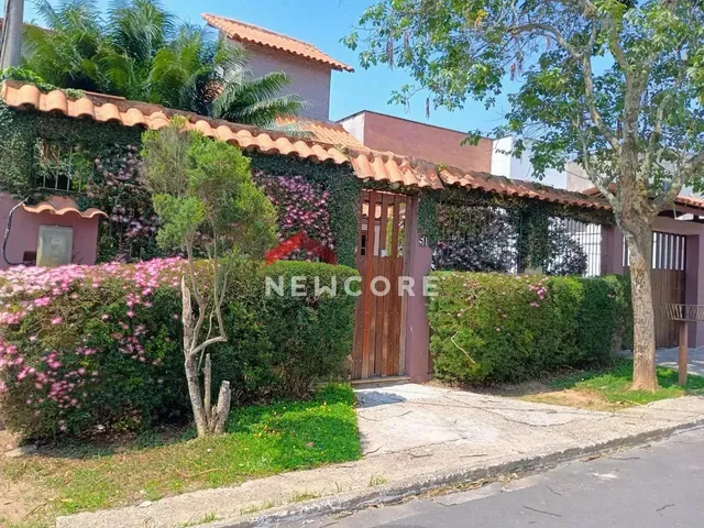 Imagem: Casa em R. Alcina Bernardes - Centro - Itatiaia/Rj