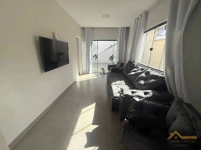 Imagem 14: Casa para Venda em Volta Redonda, São João, 3 Dormitórios, 1 Suíte, 3 Banheiros, 2