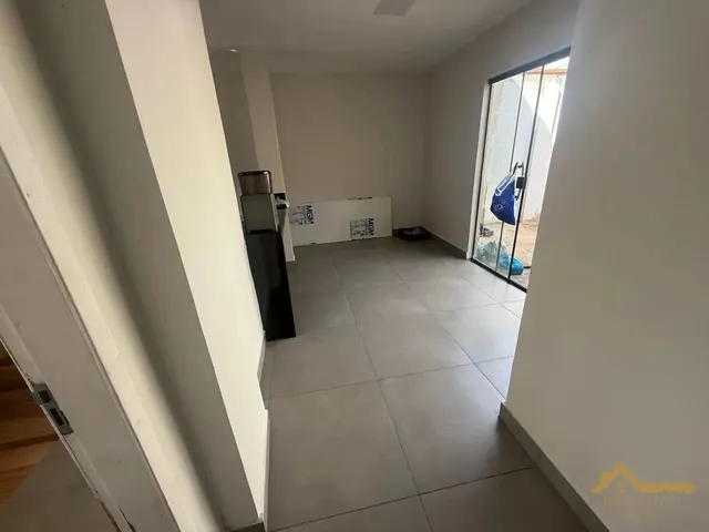 Imagem 9: Casa para Venda em Volta Redonda, São João, 3 Dormitórios, 1 Suíte, 3 Banheiros, 2