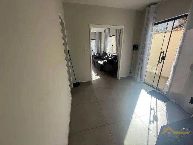Imagem 2: Casa para Venda em Volta Redonda, São João, 3 Dormitórios, 1 Suíte, 3 Banheiros, 2