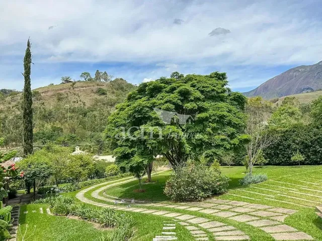 Imagem 8: Confortável Casa Linear em Condomínio com Fácil Acesso