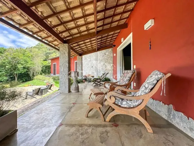 Imagem 3: Confortável Casa Linear em Condomínio com Fácil Acesso