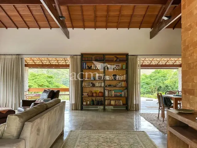 Imagem 7: Confortável Casa Linear em Condomínio com Fácil Acesso