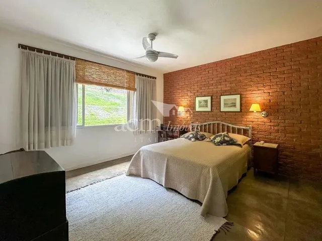 Imagem 15: Confortável Casa Linear em Condomínio com Fácil Acesso