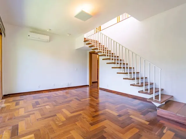 Imagem 7: Casa 4 Quartos em Araras, Petrópolis