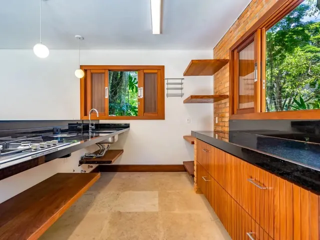 Imagem 14: Casa 4 Quartos em Araras, Petrópolis
