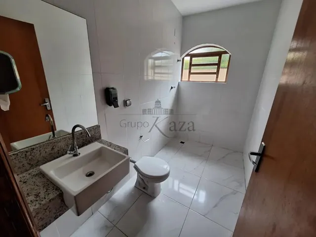 Imagem 2: Oportunidade - Casa Comercial e Residencial - Jardim Esplanada - 5 Dormitórios - 500M²