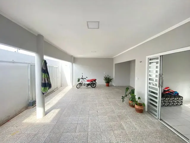 Imagem 3: Casa no Bairro Buenos Aires com 3 Quartos Sendo 1 Suíte 2 Vagas de Garagem Financia