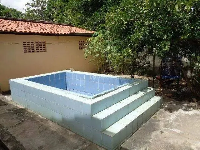 Imagem 2: Casa Residencial com 3 Quartos, Suíte e Piscina À Venda no Bairro Primavera, Teresina