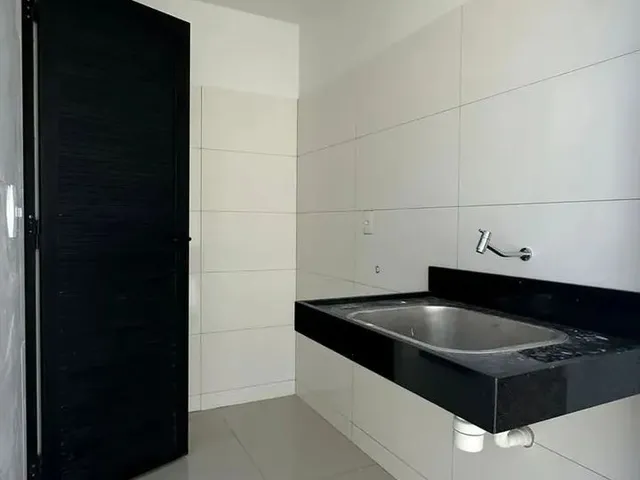 Imagem 2: Casa Duplex em Condomínio Fechado