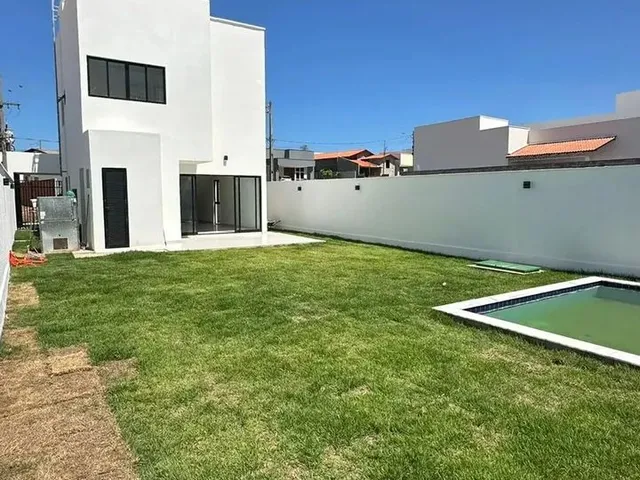 Imagem 10: Casa Duplex em Condomínio Fechado