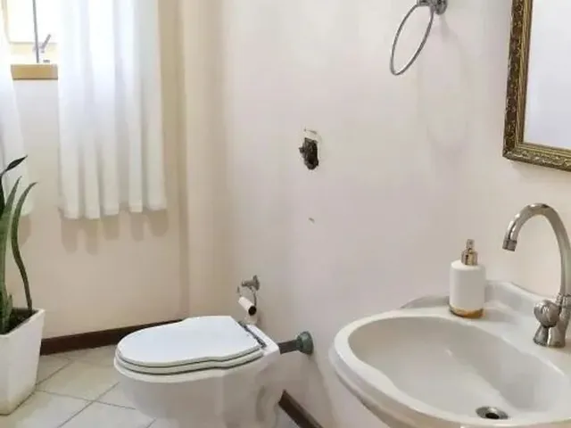 Imagem 14: Casa para Venda em Florianópolis, Trindade, 4 Dormitórios, 2 Suítes, 5 Banheiros, 4