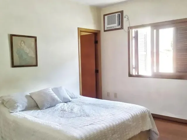 Imagem 16: Casa para Venda em Florianópolis, Trindade, 4 Dormitórios, 2 Suítes, 5 Banheiros, 4