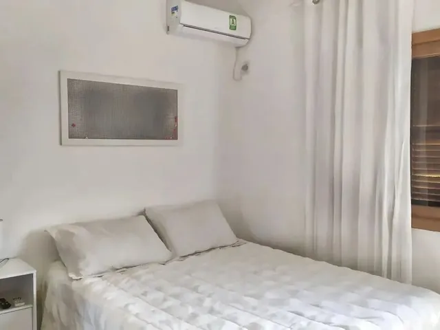 Imagem 15: Casa para Venda em Florianópolis, Trindade, 4 Dormitórios, 2 Suítes, 5 Banheiros, 4