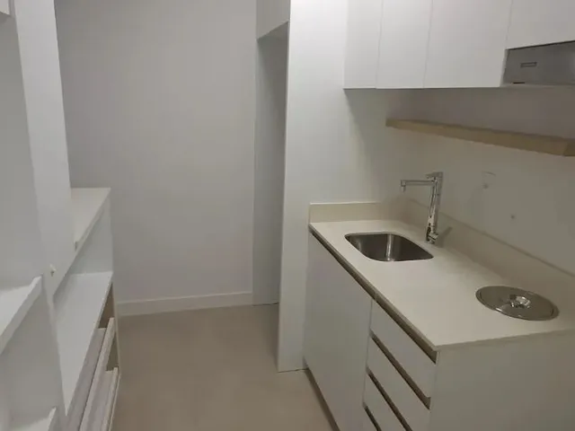 Imagem 7: Apartamento de 2 Suítes À Venda na Trindade