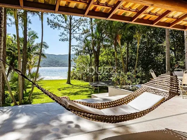 Imagem: Casa na Beira da Lagoa da Conceição