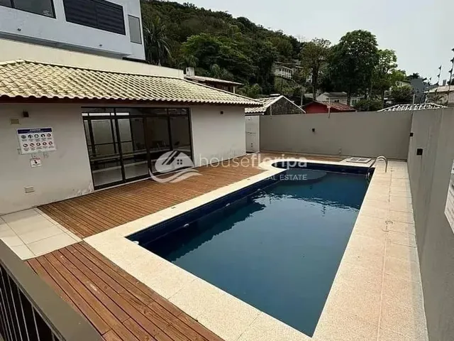 Imagem: Casa de Alto Padrão À Venda em Ótima