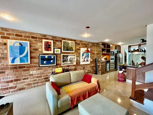 Imagem: Casa Á Venda com 3 Quartos, Lagoa da Conceição
