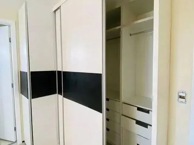 Imagem 8: Apartamento com 3 Dormitórios À Venda, 115 M² por R$ 630.000,00 - Guararapes