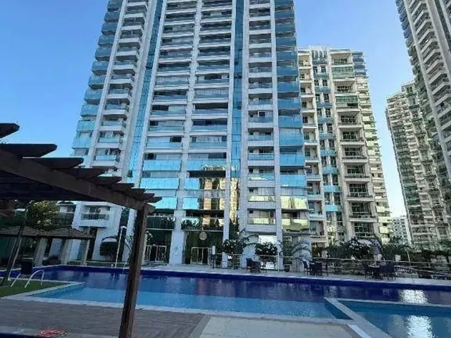 Imagem 4: Apartamento com 4 Dormitórios À Venda, 172 M² por R$ 1.850.000,00 - Guararapes