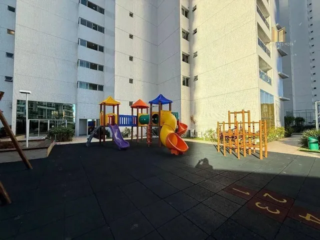 Imagem 15: Apartamento com 4 Dormitórios À Venda, 172 M² por R$ 1.850.000,00 - Guararapes