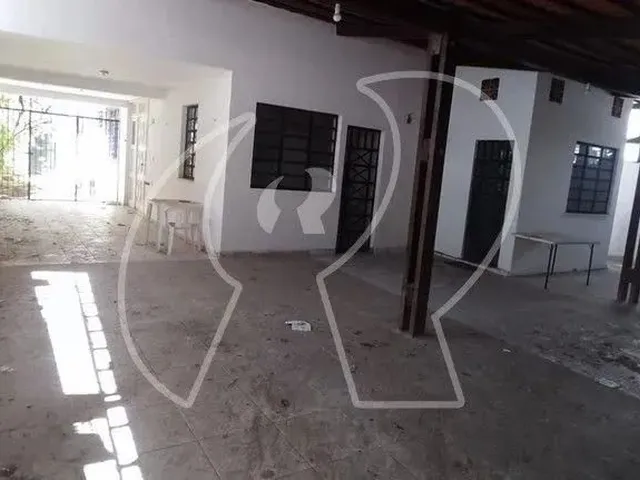 Imagem: Casa com 5 Dormitórios À Venda, 396 M²