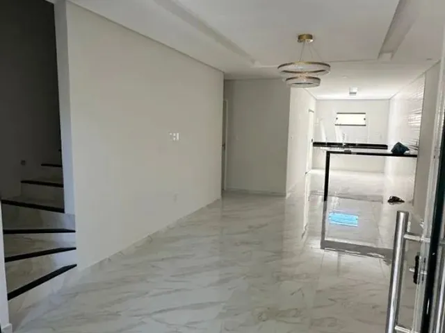 Imagem 3: Cd 048, Maraponga, Casa Duplex Nova com 03 Suítes, 03 Banheiros, 02 Vagas