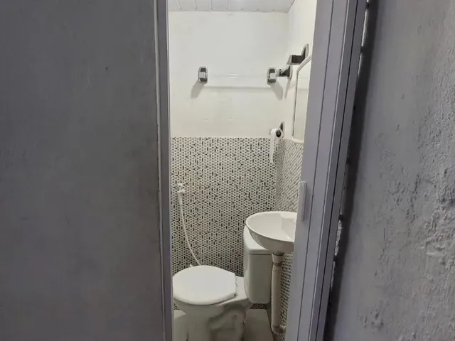Imagem 4: Vendo Casa/Ponto Comercial