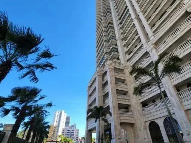Imagem: Apartamento com 4 Dormitórios À Venda