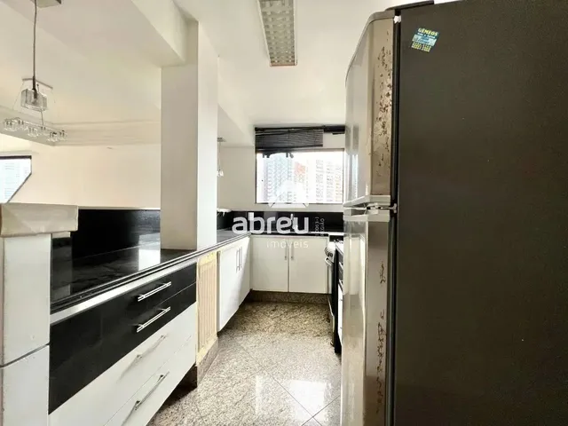 Imagem 8: Imóvel para Aluguel Possui 100 Metros Quadrados com 3 Quartos em Petrópolis - Natal - Rn