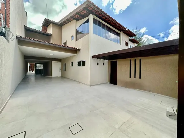 Imagem: Amplo Duplex Todo Projetado com 360 M²